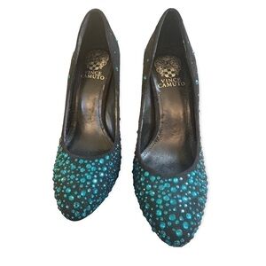 𝅺VINCE Camuto black suede with teal rhinestones 6.5